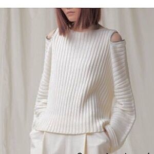 Pierantonio Gaspari 100% Wool Ribbed Zipper Shoulder Boat Neck Sweater ivory